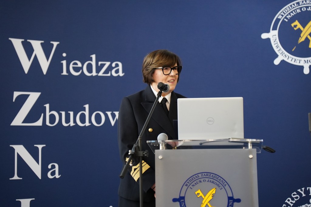 prof. M. Popek