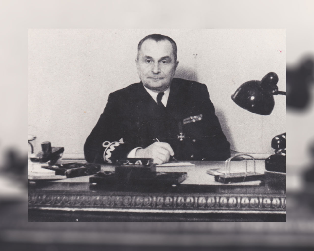 Kmdr por. dypl. rez. Adam Mohuczy