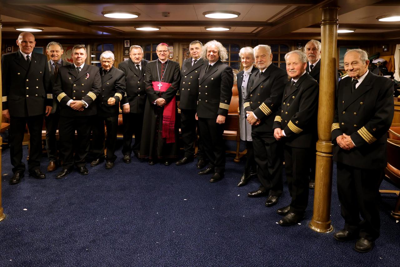 Fot. Cezary Spigarski, www.oficynamorska.pl  Spotkanie świąteczne Stowarzyszenia Kapitanów Żeglugi Wielkiej