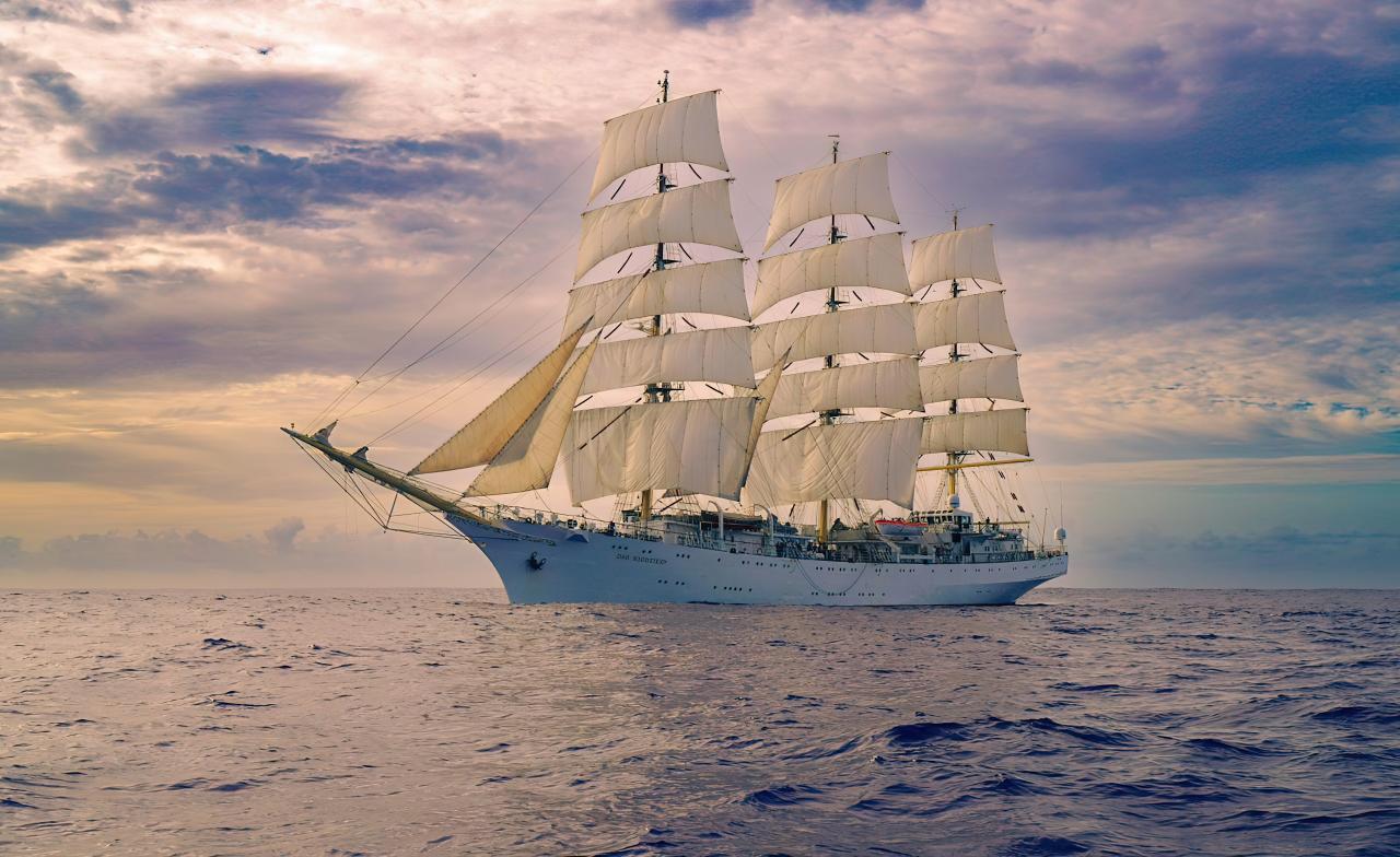 43 lata temu rozpoczęła się budowa \"Daru Młodzieży\"