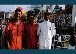 01.2003_studenci Istanbul Technical University na pokładzie Daru Młodzieży