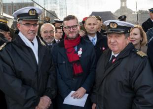 Na zdjęciu wspólnie z wiceministrem Gospodarki Morskiej i Żeglugi śródlądowej Grzegorzem Witkowskim i prezesem Zarządu PRS Andrzejem Madejskim