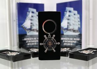 Otwarcie oficjalnego sklepiku z gadżetami UMG