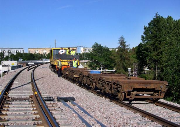 AMG uczestniczy w inwentaryzacji geodezyjnej Pomorskiej Kolei Metropolitalnej AMG uczestniczy w inwentaryzacji geodezyjnej Pomorskiej Kolei Metropolitalnej