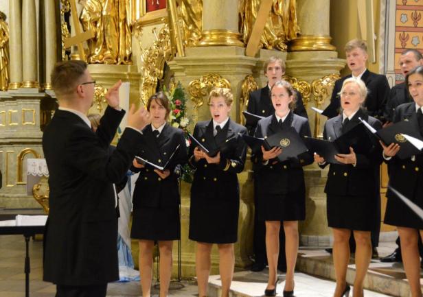 Występ Chóru Akademii Morskiej w Gdyni Występ Chóru Akademii Morskiej w Gdyni