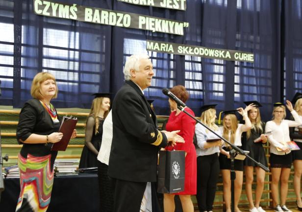 Zakończenie roku szkolnego w II Liceum Ogólnokształcącym w Rumi, fot. Katarzyna Okońska