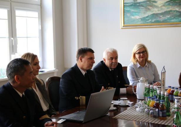 Wizyta Ambasadora Wietnamu Wizyta Ambasadora Wietnamu