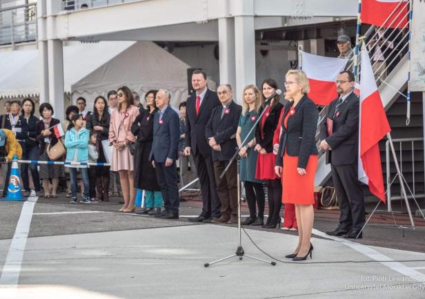 w tym wyjątkowym dniu