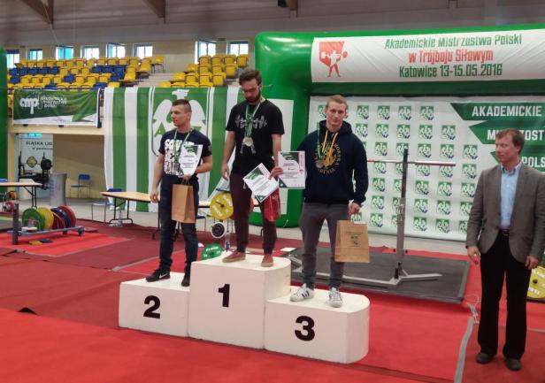 Sekcja Trójboju Siłowego w Akademii Morskiej w Gdyni Sekcja Trójboju Siłowego w Akademii Morskiej w Gdyni