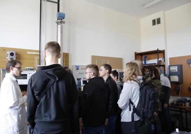 Uczniowie Zespołu Szkół Chłodniczych i Elektronicznych w Akademii Morskiej, fot. Katarzyna Okońska Uczniowie Zespołu Szkół Chłodniczych i Elektronicznych w Akademii Morskiej, fot. Katarzyna Okońska