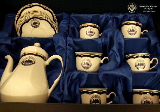 Zestaw upominkowy od Akademii Morskiej