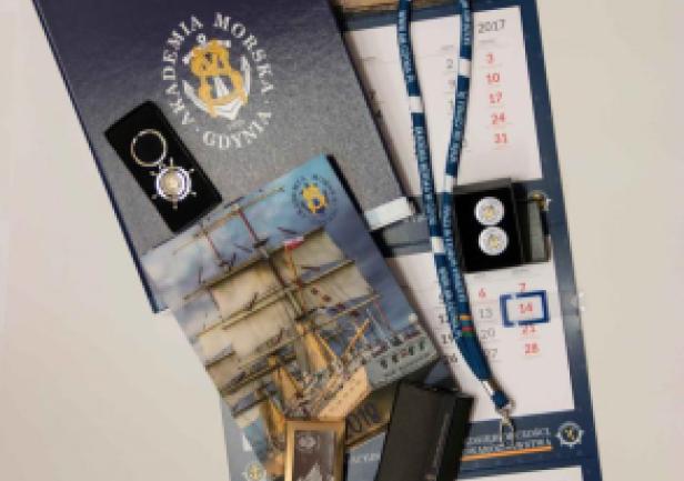 Zestaw upominkowy od Akademii Morskiej