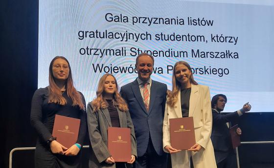 Studentki UMG otrzymały Stypendium Marszałka Województwa Pomorskiego za wysokie wyniki w nauce